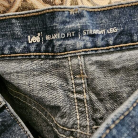 Lee Relaxed Fit Straight Leg High Rise Medium wash Womens Blue Jeans 12P - Picture 7 of 8